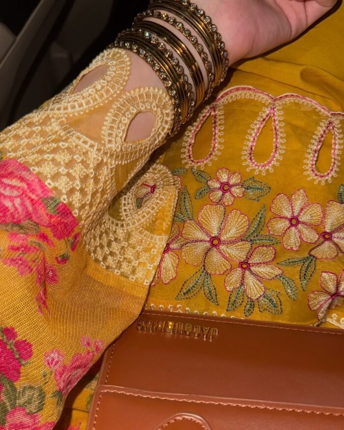 **STUNNING COTTON DIGITAL PRINTED TWO-PIECE SET** - Image 6