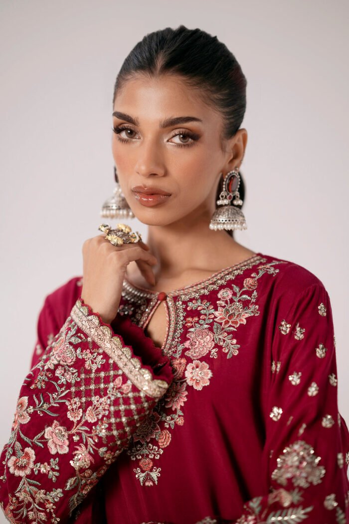 Elegant Ready-Made Two-Piece Ensemble - Image 5