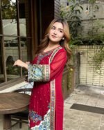 Stylish Ready-to-Wear Ethnic 2-Piece Set - Image 5