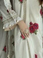 Ready-to-Wear Pakistani-Inspired Special 3 Piece - Image 4