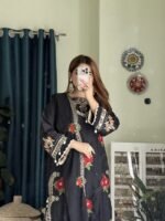 Ready-to-Wear Special 3 Piece - Image 4