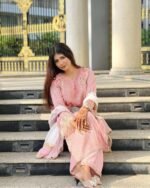 Gorgeous Stitched 3 pcs - Image 3