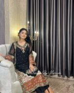 Stylish Ready-to-Wear Ethnic 2-Piece Set - Image 2